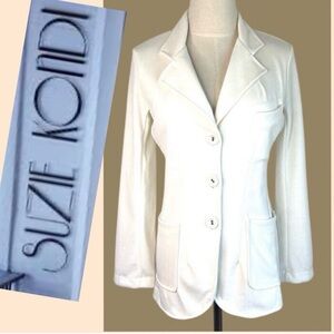 Suzie Kondi Ivory Jersey Knit 3 Button Full Sleeve
Blazer Size S
